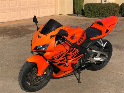 The 600 class just got a new King. . Cbr600rr for sale